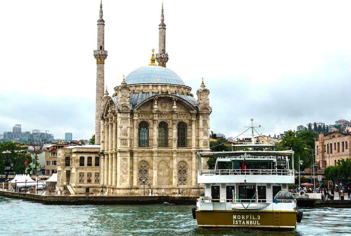 Istanbul u proljeće: kulturna i povijesna čarolija uz Elite Travel